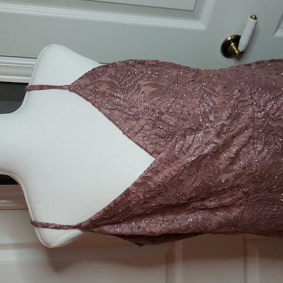 NWT Le Chateau Amethyst sparkle holiday dress with high-low hem. Size XXL - Picture 7 of 11